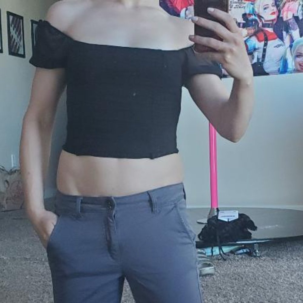 Popular 21 Sheer Crop Top